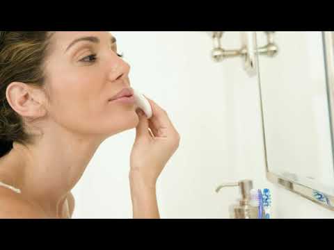 Pregunta frecuente: ¿Está bien ponerse alcohol en la cara?