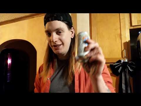 ¿Cómo llamas a un huevo en una cerveza?