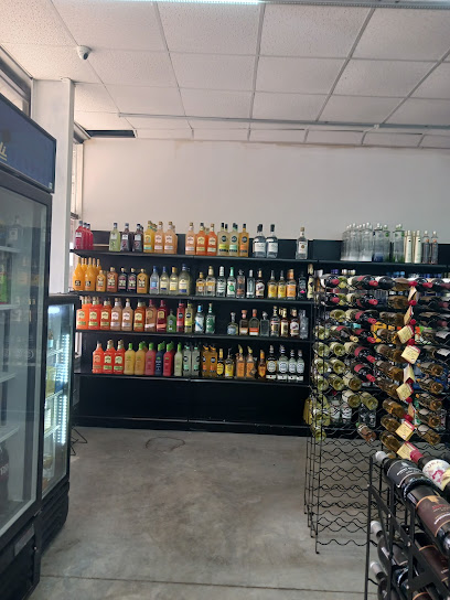 CROSSROADS WINE AND SPIRIT - Licorería en Sardis CROSSROADS WINE AND SPIRIT - Licorería en Sardis