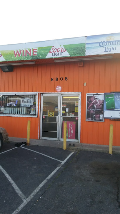 L & Q Liquors Inc - Licorería en Fairdale