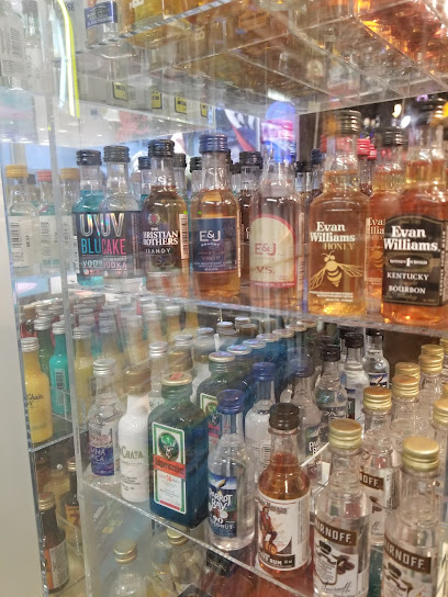 Colonial Liquors - Licorería en Pawtucket Colonial Liquors - Licorería en Pawtucket