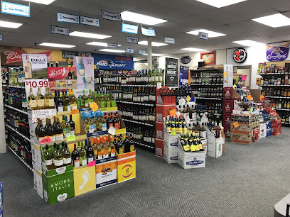 Marine Package Store - Licorería en Dennis Port