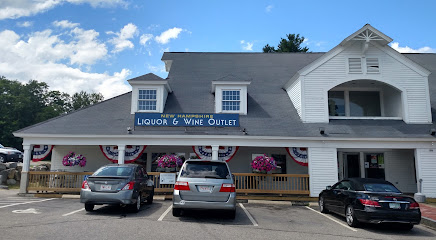 NH Liquor & Wine Outlet #12 - Licorería en Center Harbor