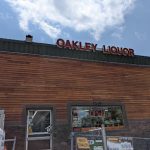 Oakley Liquor - Licorería en Commerce Charter Twp
