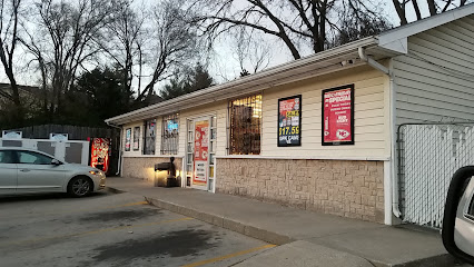 Wood Liquor - Licorería en Bonner Springs Wood Liquor - Licorería en Bonner Springs