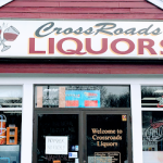 Crossroads Liquors - Licorería en East Freetown
