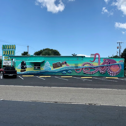 Oasis Lounge - Licorería en Bradenton