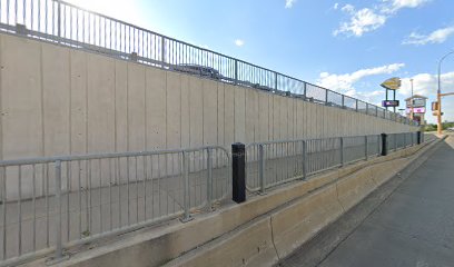 Lamplighter Liquor Store - Licorería en Minot Lamplighter Liquor Store - Licorería en Minot