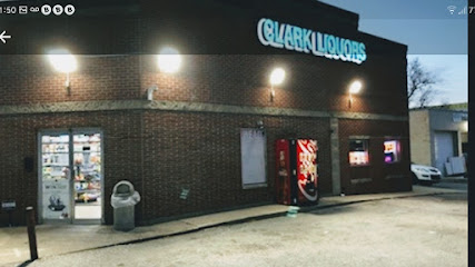Clark Liquors - Licorería en Lafayette Clark Liquors - Licorería en Lafayette