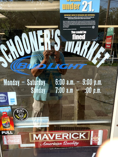 Schooner's Market - Licorería en Essex