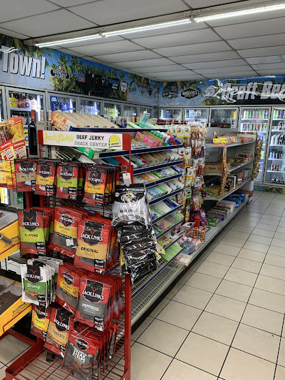 Hero's Liquor - Licorería en Anaheim