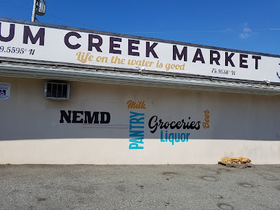 The Plum Creek Market - Licorería en North East The Plum Creek Market - Licorería en North East
