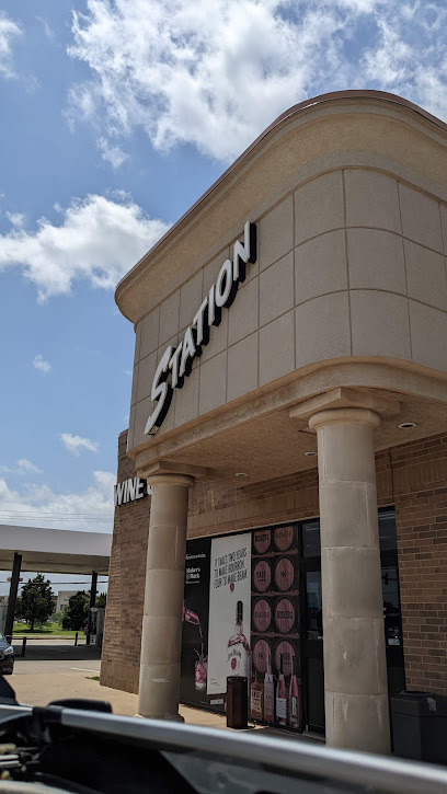 Station Wine & Spirits Liquor Store - Licorería en Northwest Oklahoma City