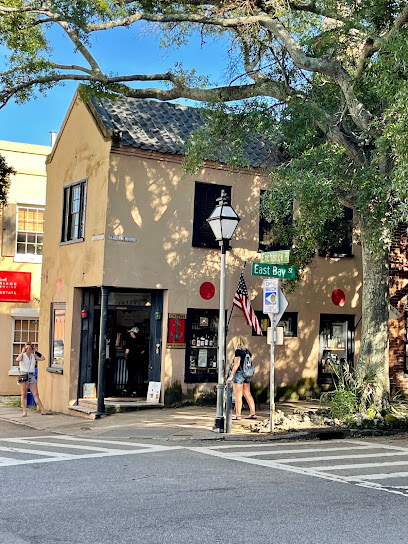 The Tavern at Rainbow Row - Licorería en Charleston