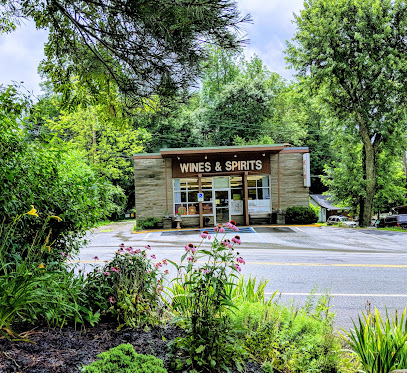 Fine Wine & Good Spirits - Licorería en Cresco Fine Wine & Good Spirits - Licorería en Cresco