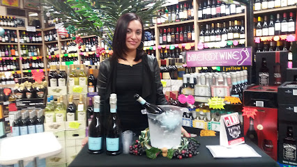 Big Three Liquors - Licorería en New York