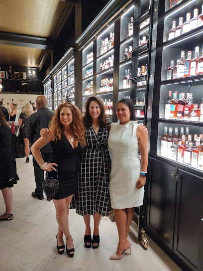 McCallum & Sons Whisky Co. - Licorería en Tacoma McCallum & Sons Whisky Co. - Licorería en Tacoma