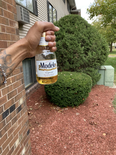 Middletown Avenue liquors - Licorería en New Haven