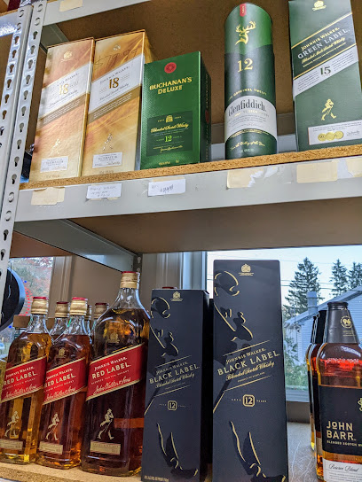 Husky Spirit Shop - Licorería en Mansfield Center