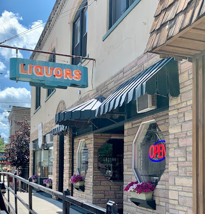 ADK Mountain Spirits, Inc. - Licorería en Au Sable Forks ADK Mountain Spirits, Inc. - Licorería en Au Sable Forks