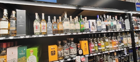 Ninety 9 Bottles - Licorería en Trumbull Ninety 9 Bottles - Licorería en Trumbull